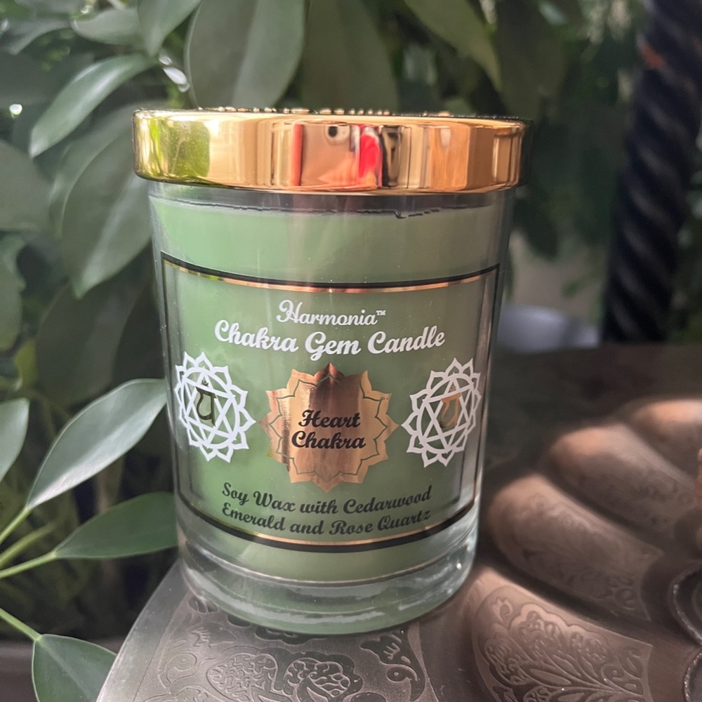 SOY WAX Cedarwood Emerald and Rose Quartz Chakra Gem Candle